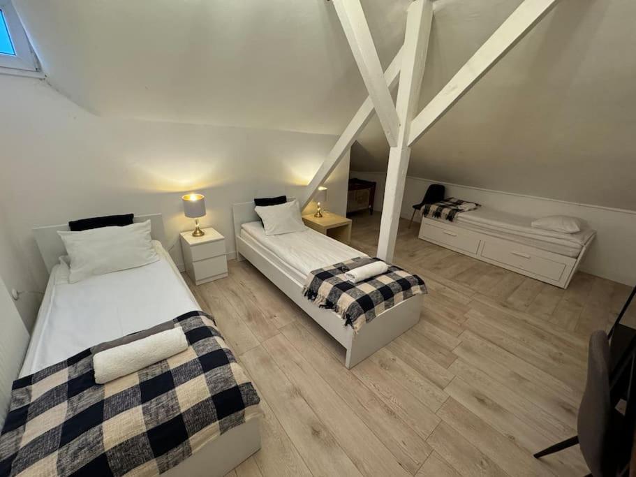 Chillout Apart 4 Bedrooms Варшава Экстерьер фото